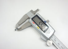 Lade das Bild in den Galerie-Viewer, Feinfilter (Auslassfilter ) für  Bosch K-Jetronic Mengenteiler / Fine Filter for Bosch K-Jetronic Fuel Distributor

